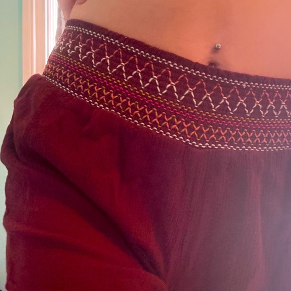 Women’s shorts - Picture 3 of 3